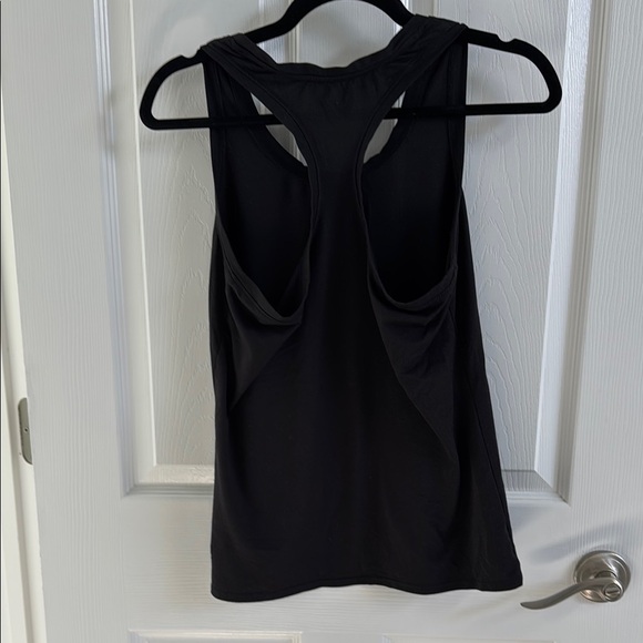 ❤️Amazon Essentials Black Sleeveless Tank Top - Picture 3 of 3